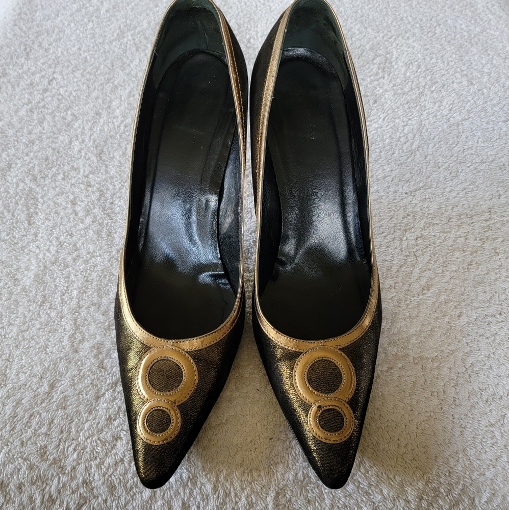Anne Klein Olive Green Suede and Gold Trim Heels